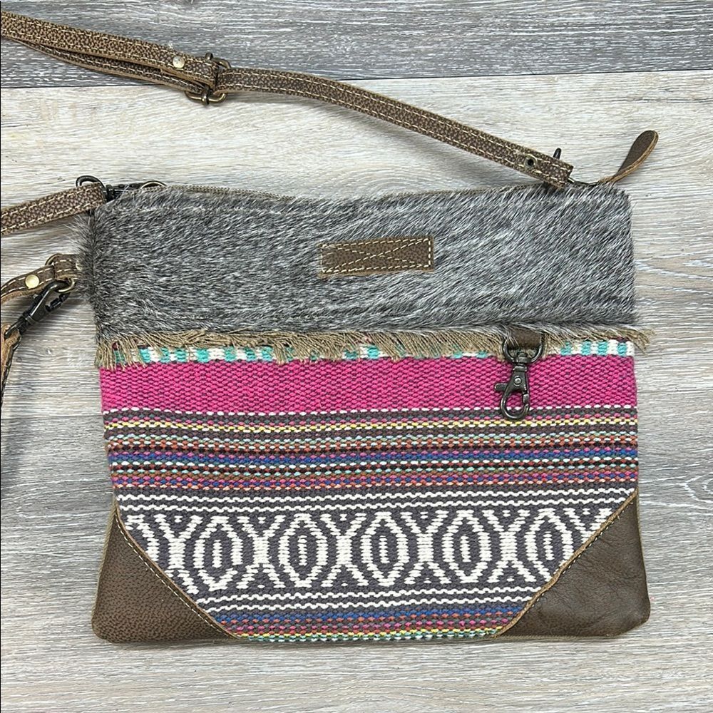 0327 Myra crossbody